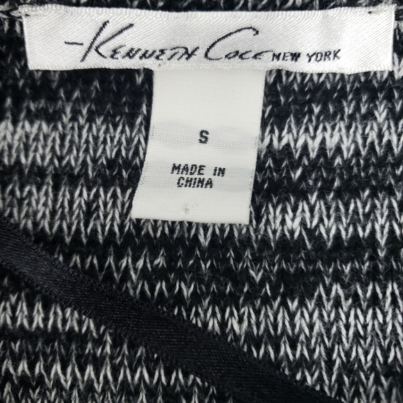 Kenneth Cole Button Up Cardigan Size Small - Picture 2 of 5